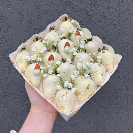 Клубника в белом шоколаде