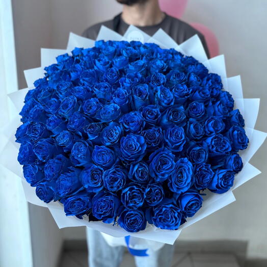 Букет и синих роз