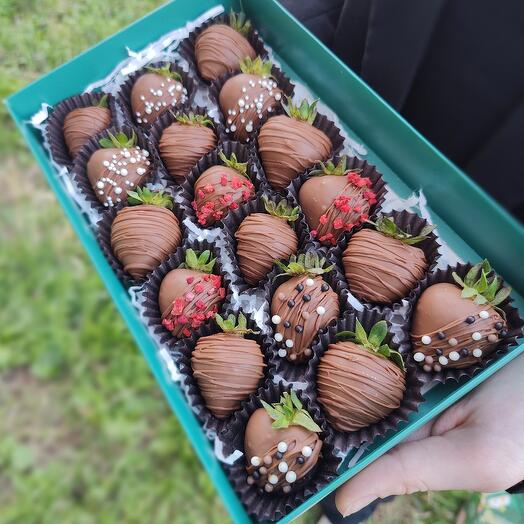 Fresa en chocolate 15-18pcs