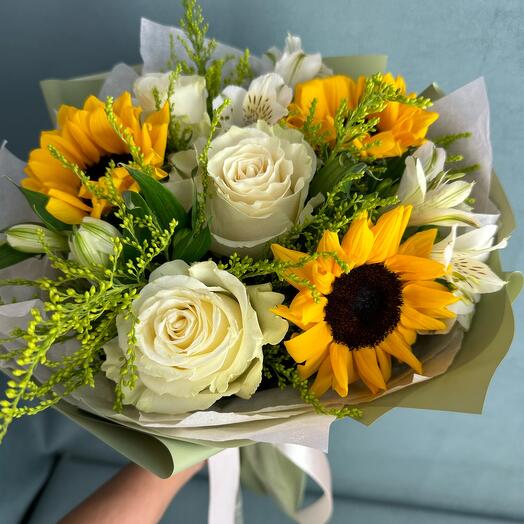 Sunflowers with roses
