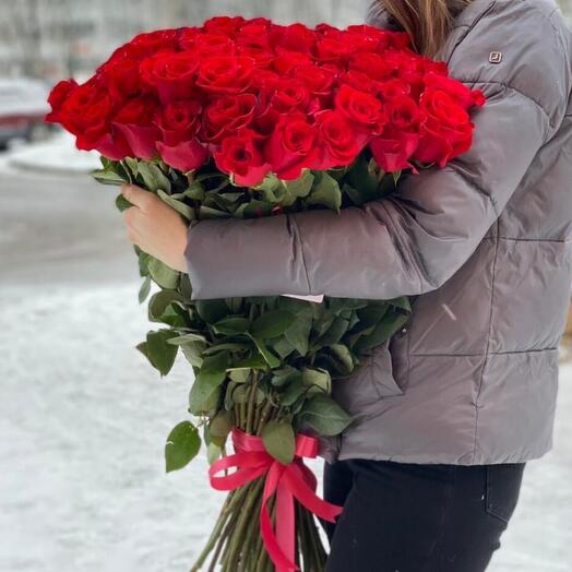 Букет из 65 роз 80 см