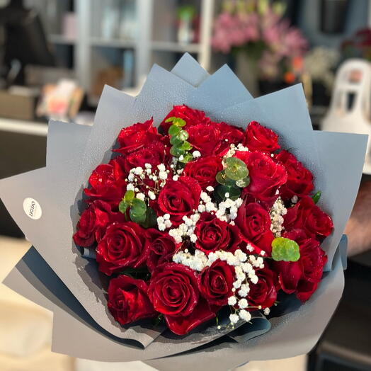 Medium Size Red Rose Bouquet