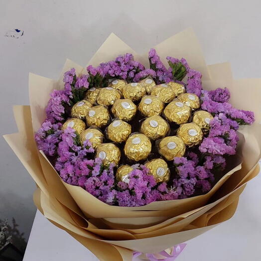 Choco Purple Delight - Ferrero Rocher Chocolates with Purple Statice