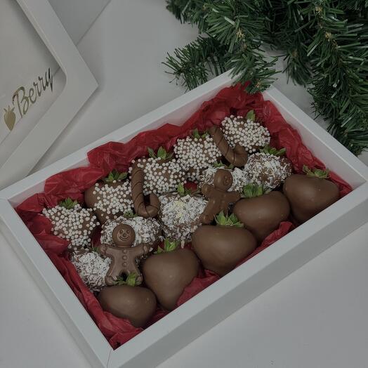 Клубника в шоколаде New Year box