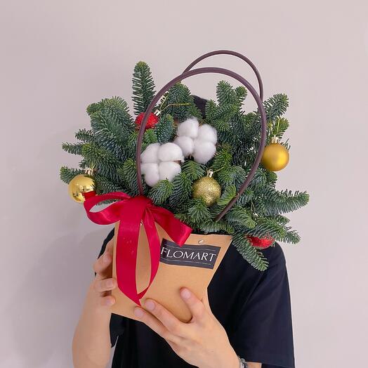 Композиция в коробочке