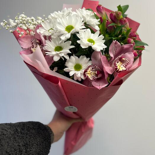 Mix alstromeriyalı buket