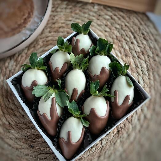 Набор клубники «double chocolate»
