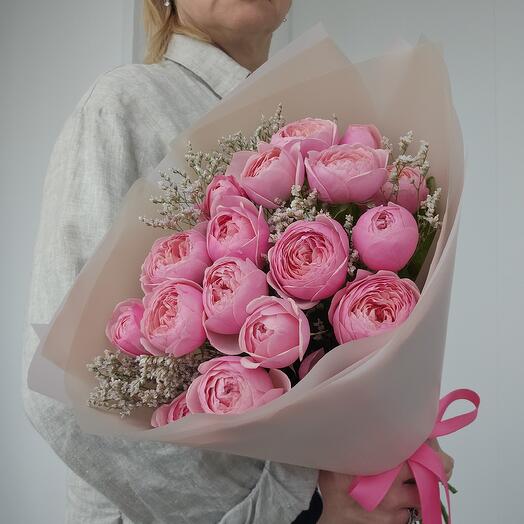 Букет из кустовых пионовидных роз🌷 сорта Силва Пинк