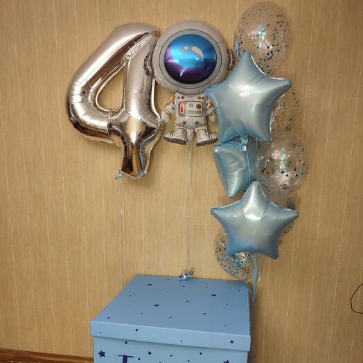 Коробка с шарами Космос