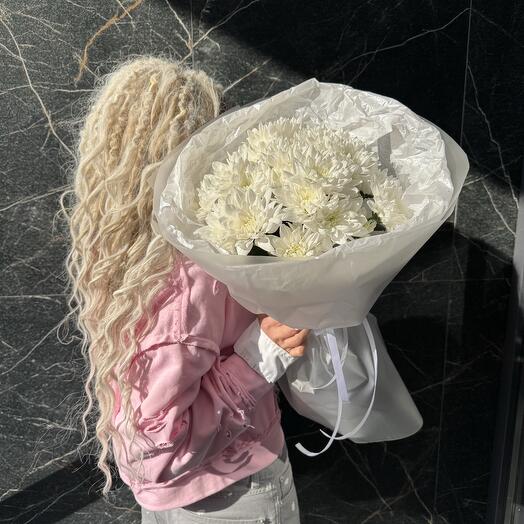 Snow-white bouquet