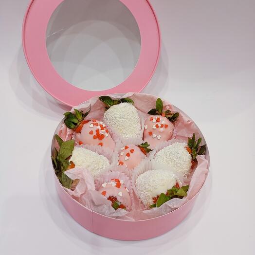 Клубника в шоколаде (сердечки)