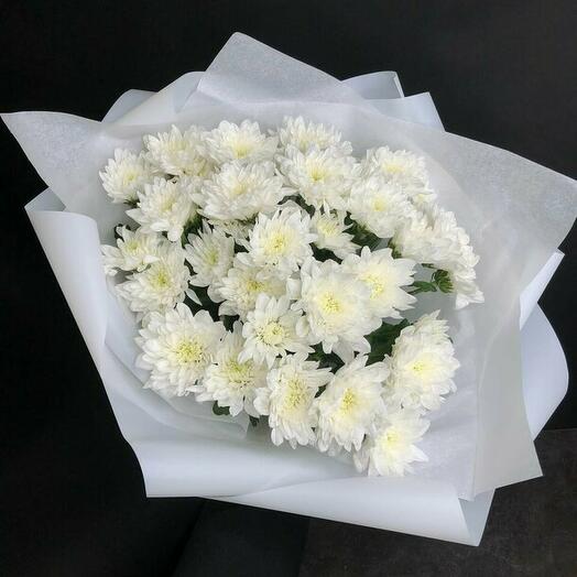 Букет из махровой кустовой хризантемы «Белое кружево»