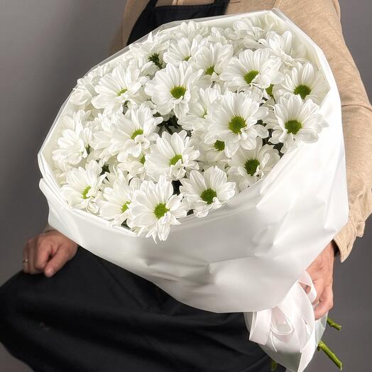 Букет из 7 белых ромашковых хризантем