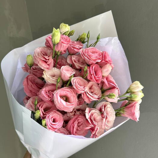 Bouquet of eustoma