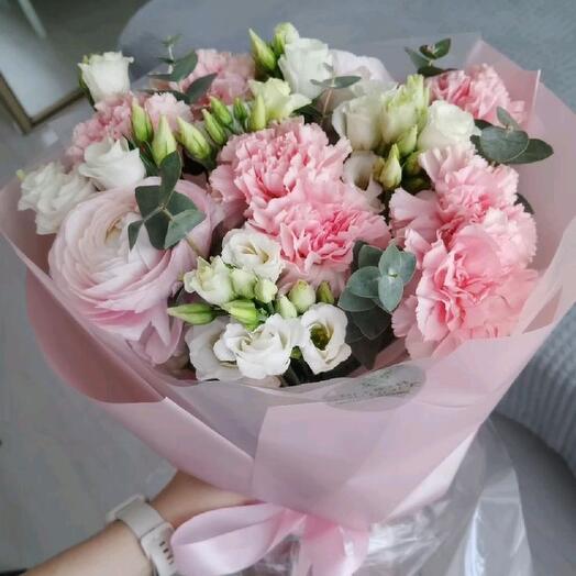Ранункулюс , Эустома и Диантус