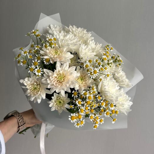 Букет с ромашками