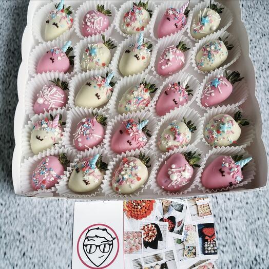 Клубника в шоколаде 25 шт Единороги