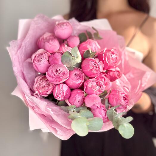 Букет-комплимент кустовых роз "Как пионы...👁🫦👁"