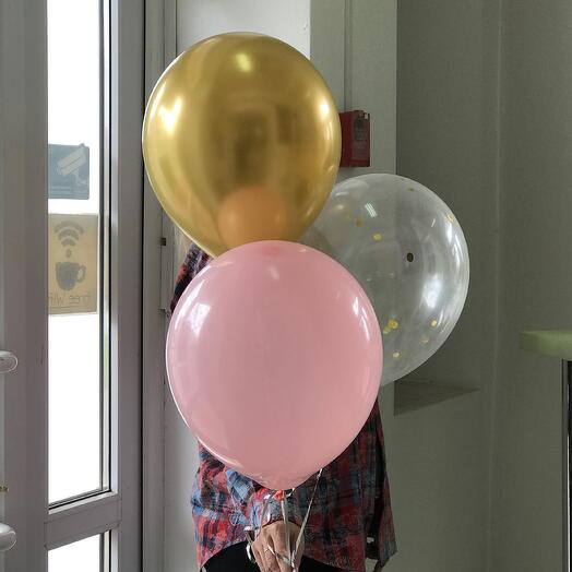 3 шара с гелием