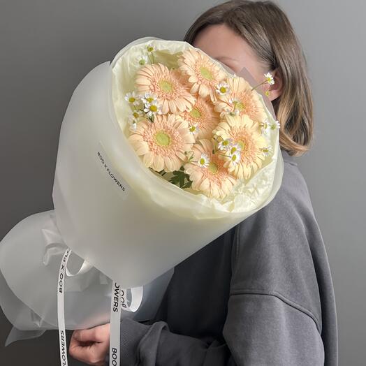 Монобукет из мини герберы и танацетума