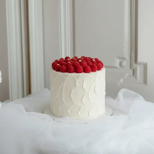 Sugar-free and gluten-free cake with berry decoration