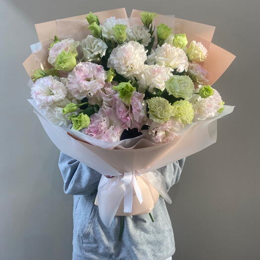 Нежная эустома