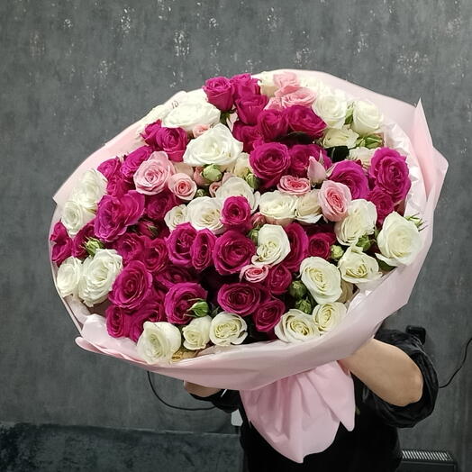 Букет из кустовых роз А 31