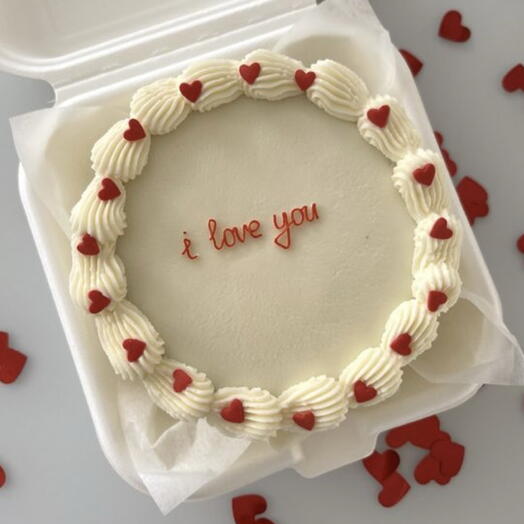 Бенто торт ламбет I love you с рюшами