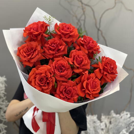Букет из 11 ажурных роз