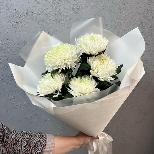 Монобукет из 5 хризантем