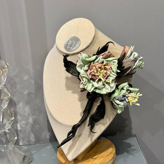 Брошь из кожи «RAMO CON FIORI - MULTICOLORE»