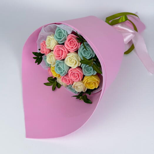 Дофаминовый букетик из шоколадных роз