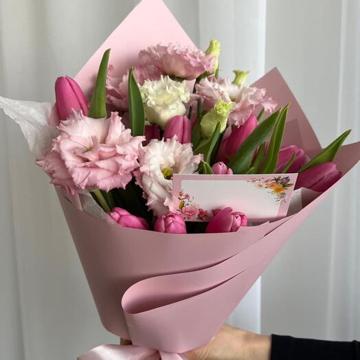 Spring mood, tulips and lisianthus