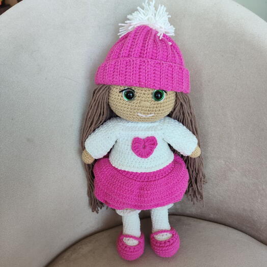 Кукла в шапочке