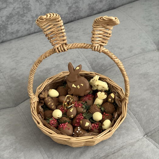 Клубника в шоколаде «Корзина Пасха»