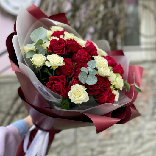 Букет кустовых роз (9)