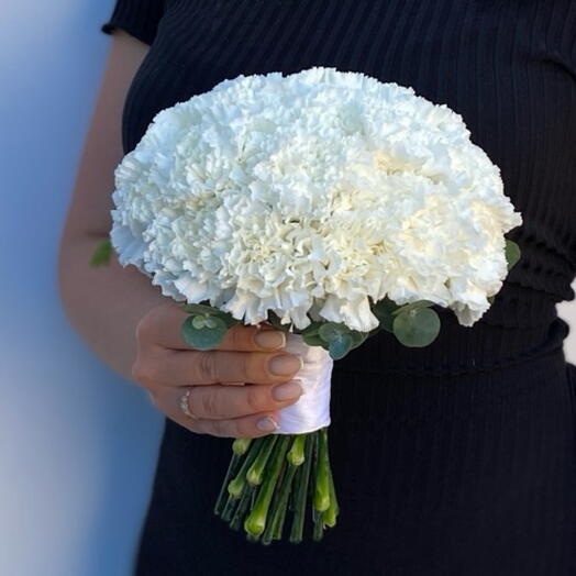 Букет невесты 💐💍 белые диантусы и эвкалипт