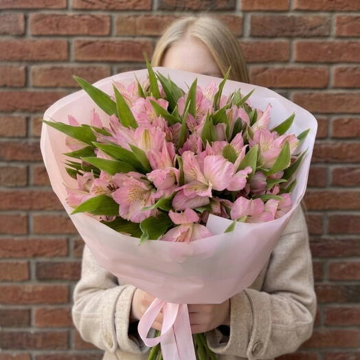 МОНО букет из нежно-розовой альстромерии🌸