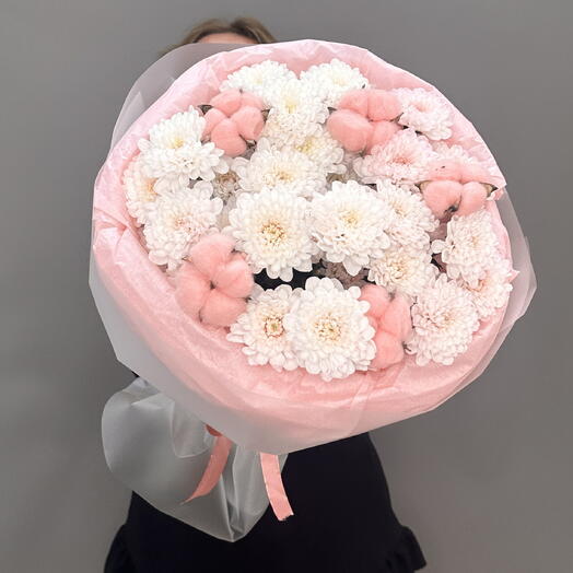 Букет с Розовой Хризантемой и Хлопком 🌸