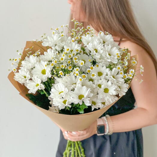Букет из 10 кустовых танацетумов и 5 кустовой хризантемы💕