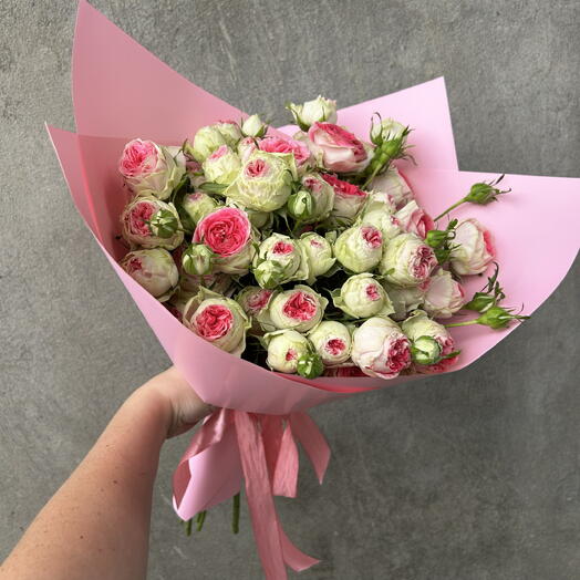 Букет из 9 кустовых роз