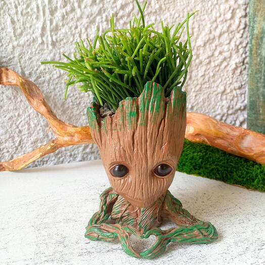 Groot with ripzalez