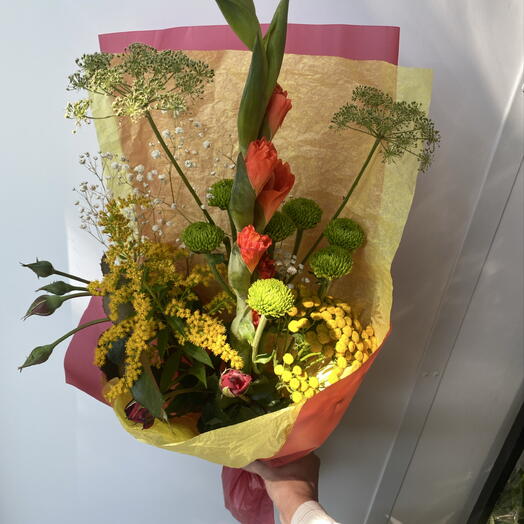 Букет 💐 с гладиолусом и хризантемой