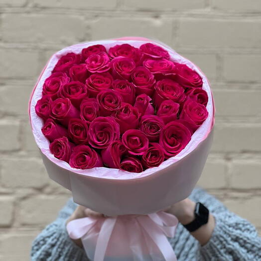 35 малиновых кенийских роз 💕