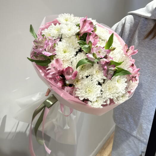 Большой букет из стойких хризантем и альстромерий 🌸