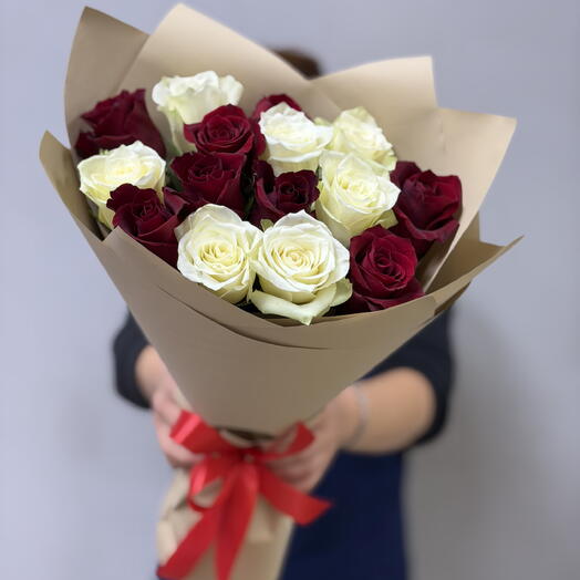 Букет из микса роз
