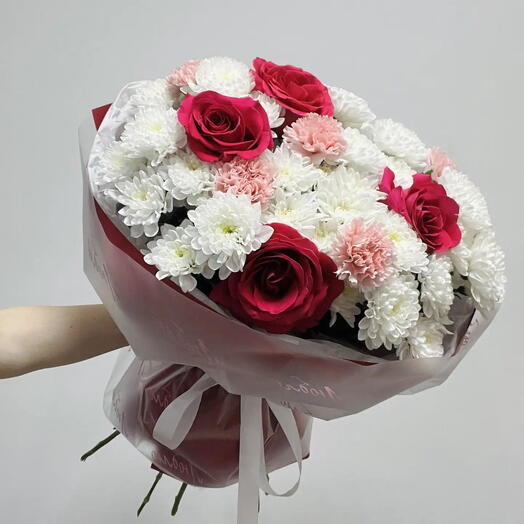 Розы, хризантемы и гвоздики💐