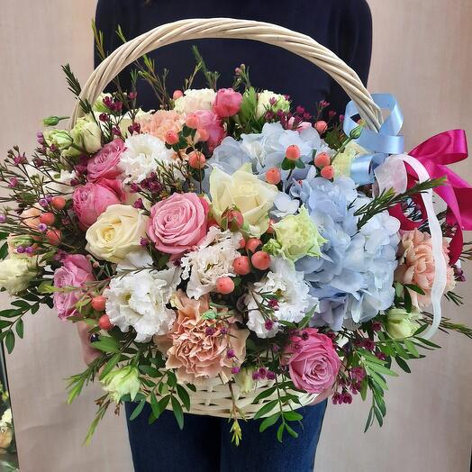 Basket with flowers
