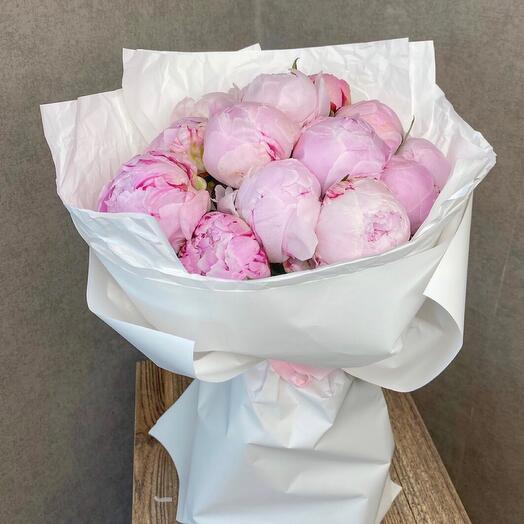 ✅ 15 peonies