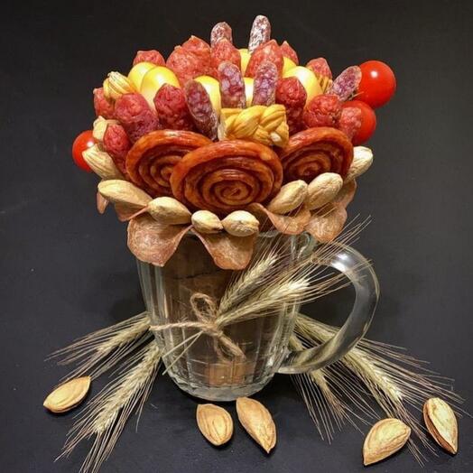 Snacks in a beer mug,, Friday"